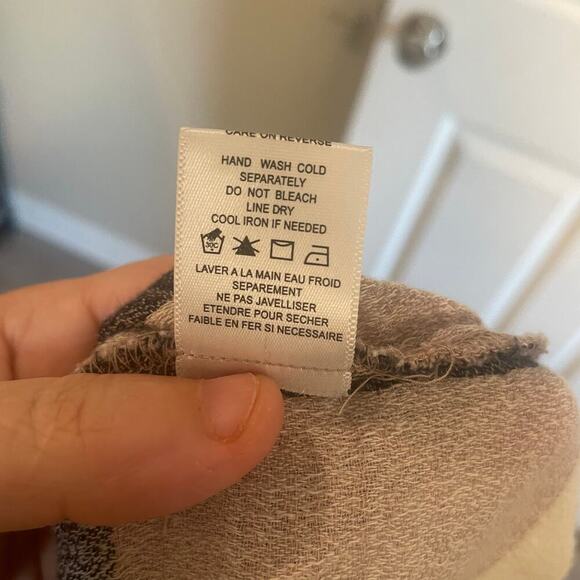 Ro & De Plaid Bell Sleeve Bow Back Blouse sz Medium - Picture 10 of 15